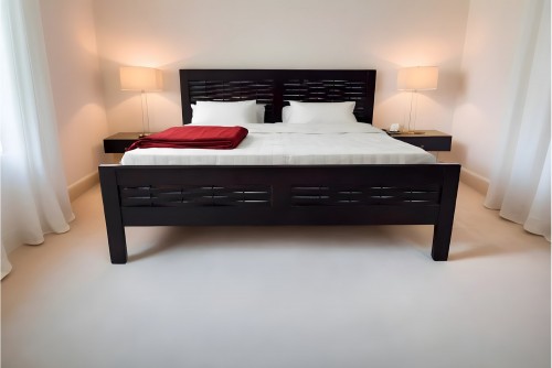 Spline King walnut finish Bed