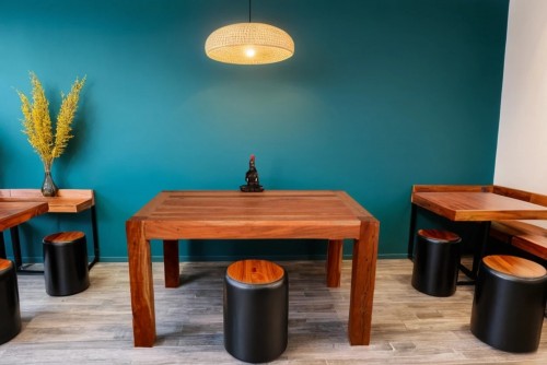 6 Seater Quondam Dining Table  Set