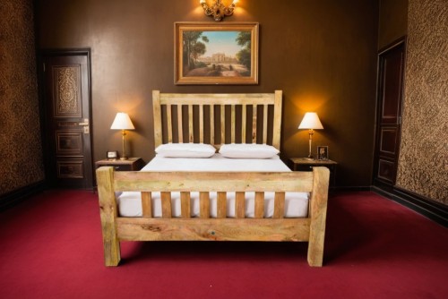 Streak natural finish low height bed