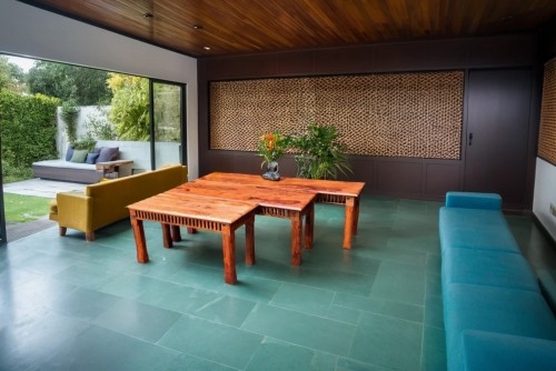 Mesh Teak finish Bench