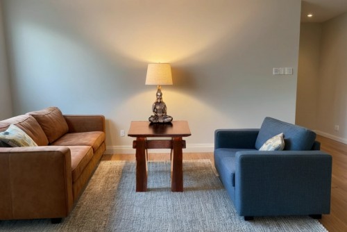 Hollo Hash wide leg side table