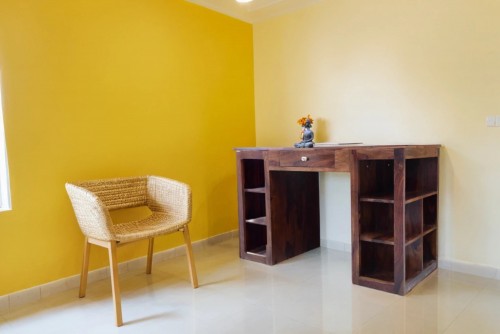 Heavro teak finish study table
