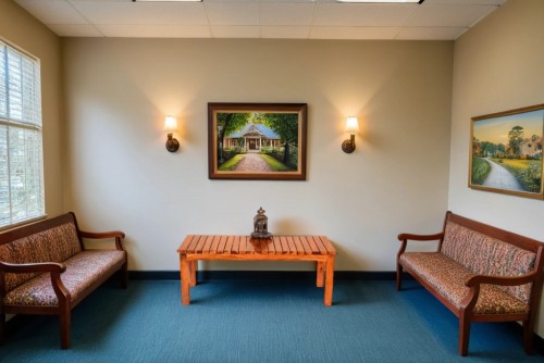 Spline strip teak finish medium Bench
